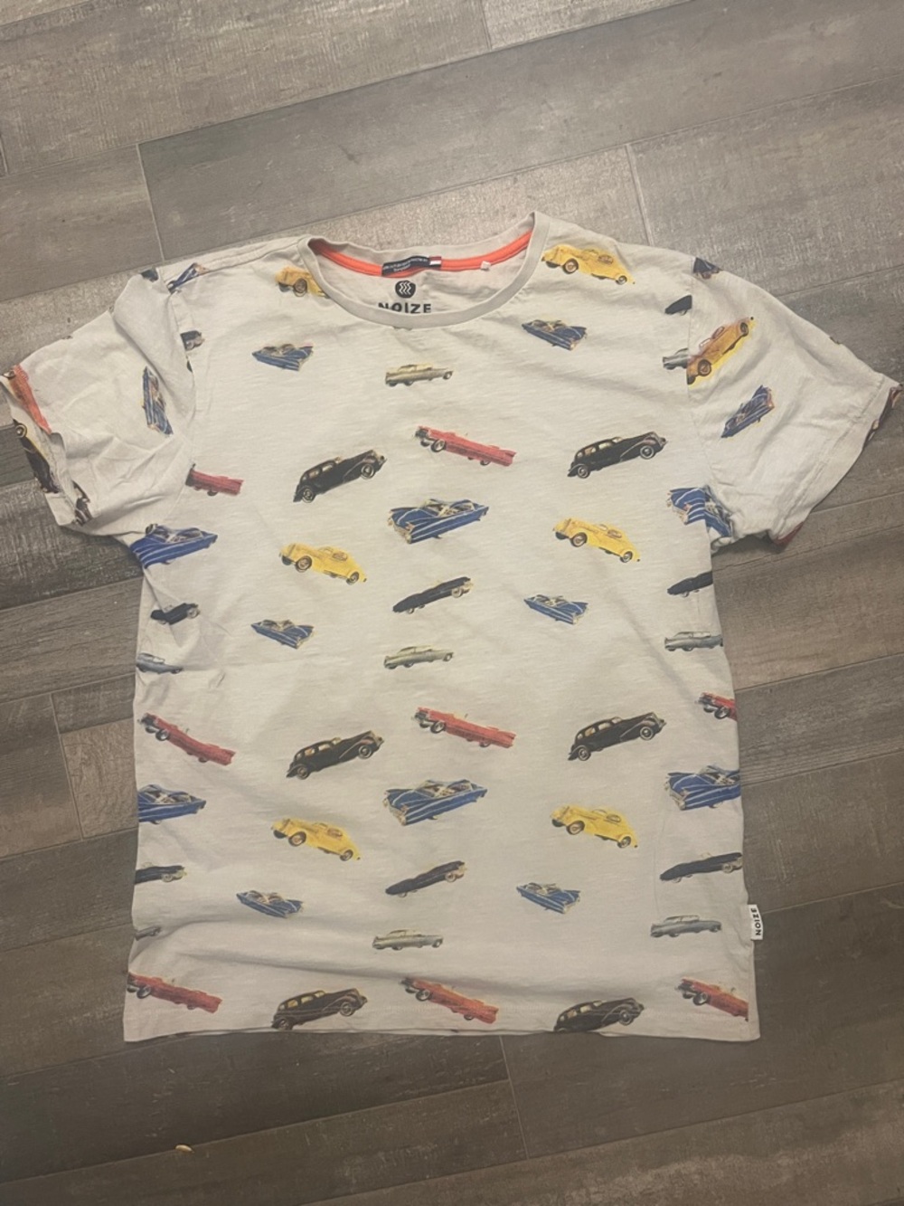 Noize White Tee with Multicolor Car Print